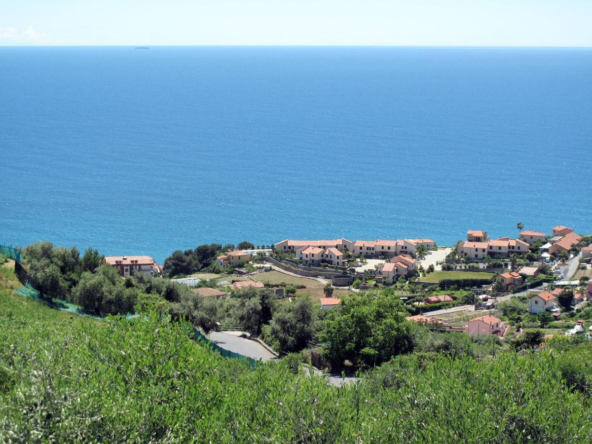 Apartment Le Margherite - Slr261 By Interhome Costarainera Bagian luar foto